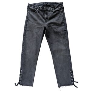 Silver Jeans  Womens 33" Waist Grey Raw Hem Lace Ankle Cropped Jeans‎